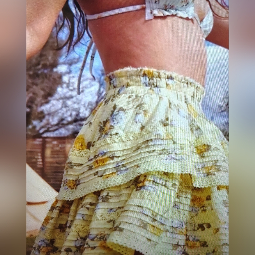 NWT CottageCore Floral Ruffle Tiered LoveShack Yellow Skirt by Aerie Sizes M XS